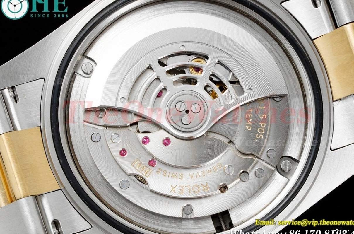 Oyster 326933 FNF YG SS Stk SkyDweller A9001 42mm White 1220